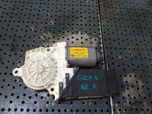 Motoras macara dreapta fata vw golf 4 1j 1j1959802d 101426202