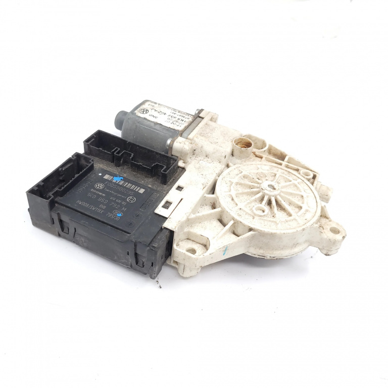 Motoras Macara Dreapta,fata VW GOLF 5 2003 - 2009 1K0959792M, F005S00295, 974630103, 973567351, 1K5837402AJ, 1K0959792