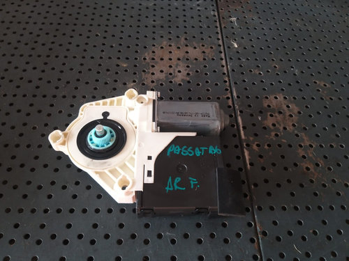Motoras macara dreapta fata vw passat b6 988693120 1k0959792m 992729105 7746015005