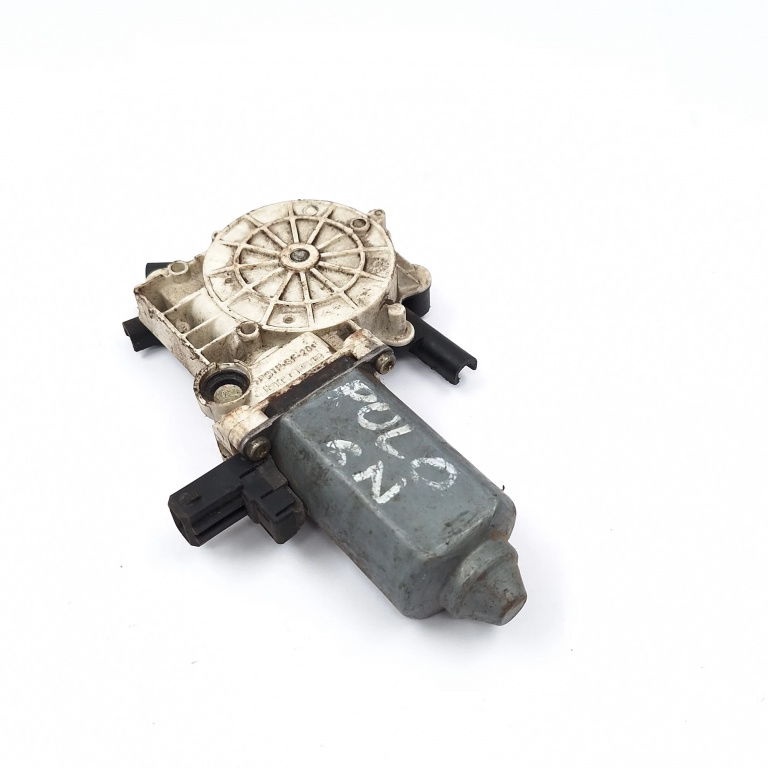 Motoras Macara Dreapta,fata VW POLO (6N1) 1994 - 1999 0536000202, 193273000
