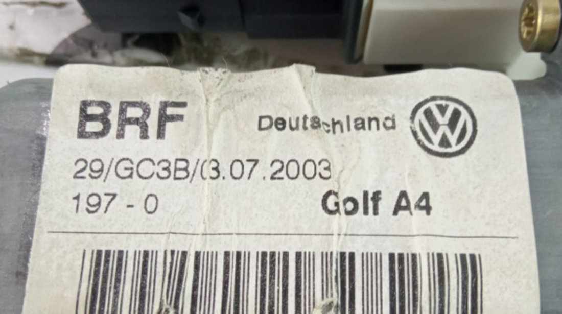 Motoras macara dreapta spate 1c0959812a Volkswagen VW Golf 4 [1997 - 2006] 1.6 benzina BCB