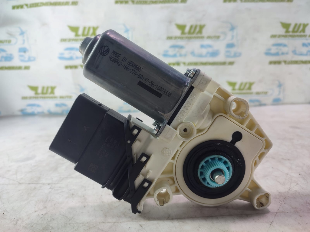 Motoras macara dreapta spate 1K0959704AG Volkswagen VW Golf 6 [2008 - 2015]