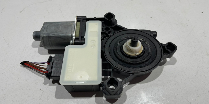 Motoras macara dreapta spate 5Q0959408D Skoda Octavia 4 [2019 - 2024]
