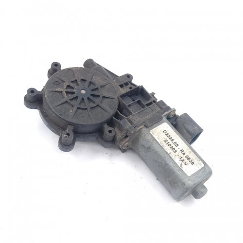 Motoras Macara Dreapta,spate Alfa Romeo 156 (932) 1997 - 2007 D233505, RA0838, D2335.05, 21030312V, ...