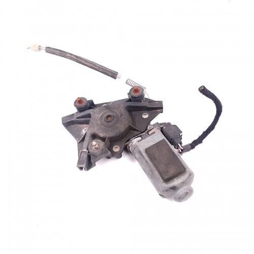 Motoras Macara Dreapta Spate Alfa Romeo 156 (932) 1997-2007 400397A