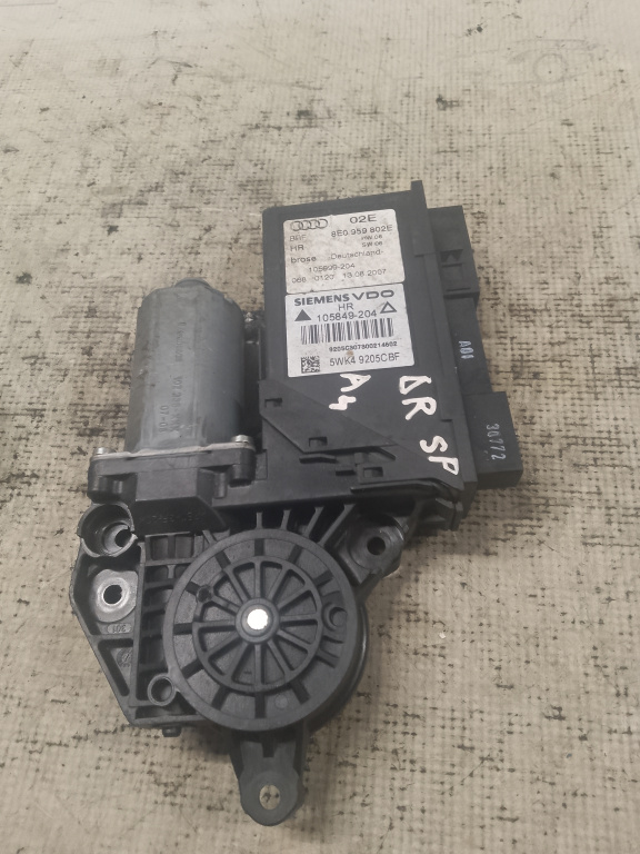 Motoras macara dreapta spate Audi A4 B6 2006, 8E0959802E