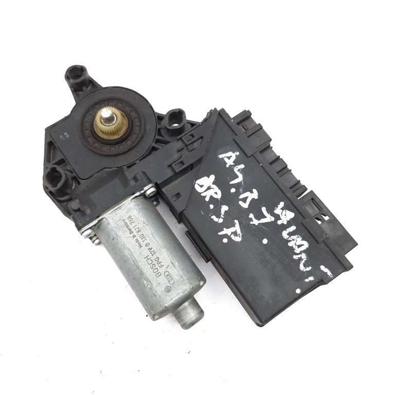 Motoras Macara Dreapta,spate Audi A4 B7 (8E) 2004 - 2008 8E0959802E, 5WK49205CBF, 0130821766, 9700105999204, 102238XXX