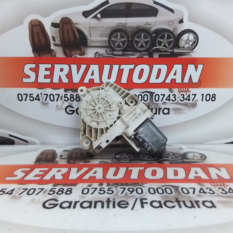 Motoras macara dreapta spate Audi A4 facelift (2011-2015) [B8] 2.0 Motorina 2012, 8K0959812A