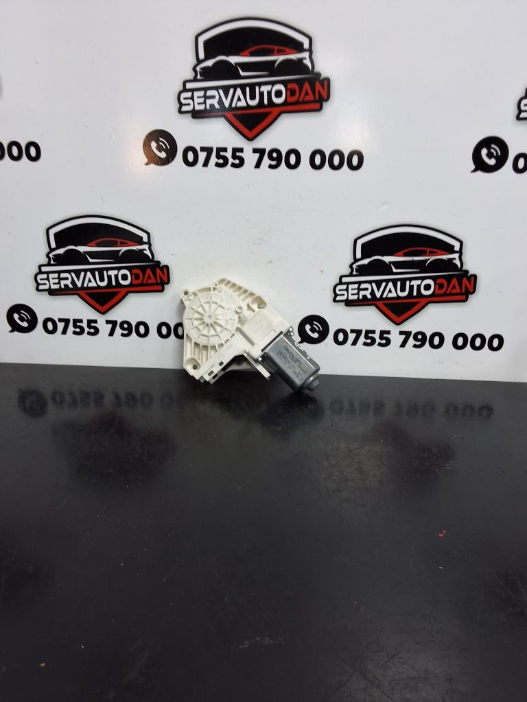 Motoras macara dreapta spate Audi A6 (2004-2011) [4F2, C6] 2.0 Motorina 2010, 8K0959812B