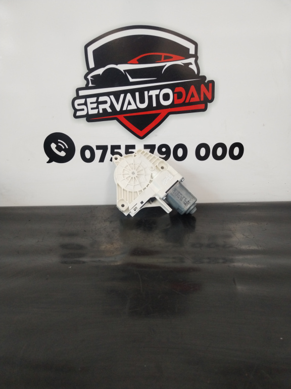 Motoras macara dreapta spate Audi A6 (2010-2018) [4G2, C7] 2.0 Motorina 2012, 8K0959812A