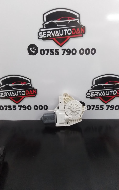 Motoras macara dreapta spate Audi A6 Allroad (2012->) [4GH] 3.0 Motorina 2012, 8K0959812A