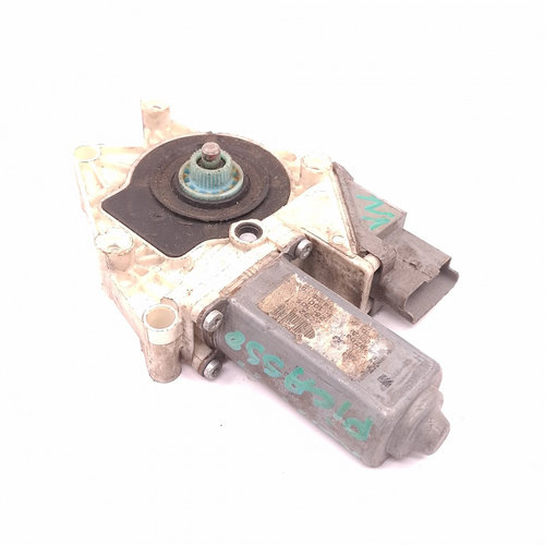 Motoras Macara Dreapta,spate Citroen XSARA PICASSO (N68) 1999 - 2012 103315104, 1137328226, 0991UDG1...