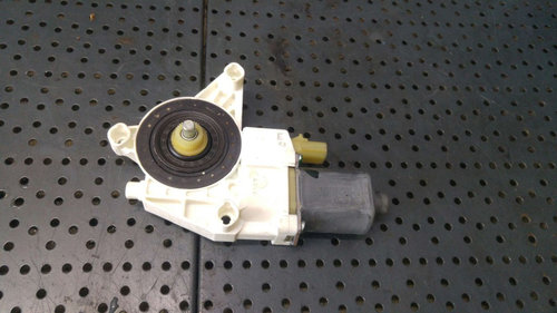 Motoras macara dreapta spate fiat freemont 345 964368100 0130822474