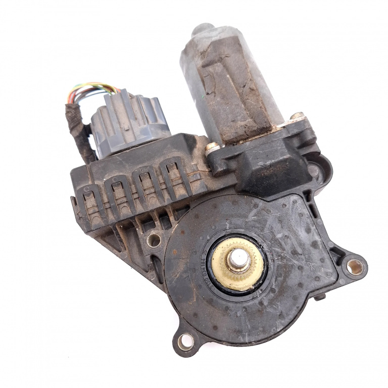 Motoras Macara Dreapta,spate Ford MONDEO Mk 3 2000 - 2007 0130821772, 3000010030, 944144529