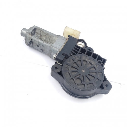 Motoras Macara Dreapta,spate Hyundai GETZ (TB) 2002 - 2011