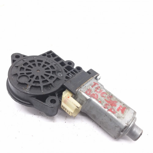 Motoras Macara Dreapta,spate Hyundai TUCSON (JM) 2004 - 2010