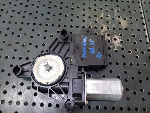 Motoras macara dreapta spate jeep renegade c45937104