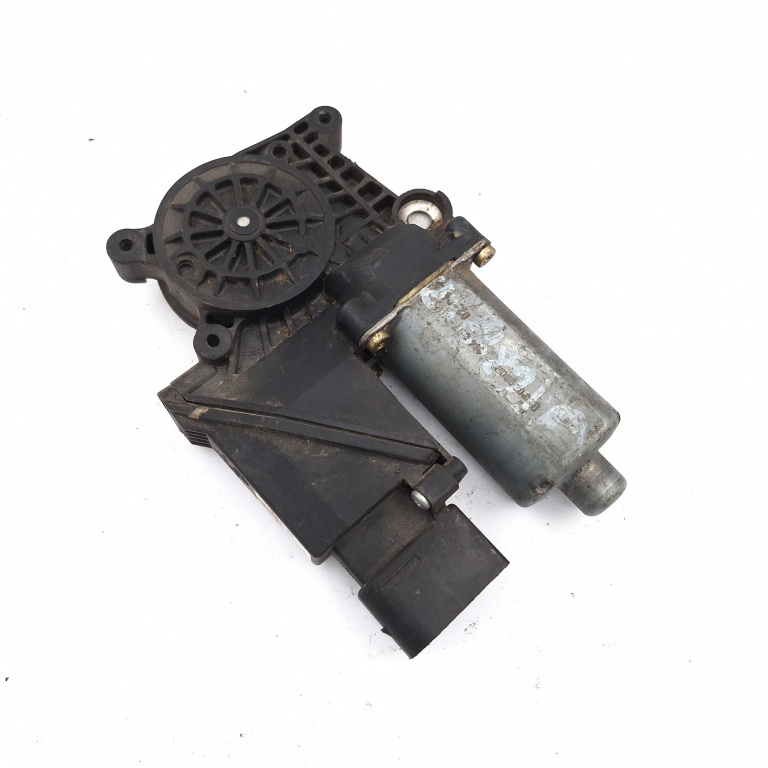 Motoras Macara Dreapta,spate Mercedes-Benz A-CLASS (W168) 1997 - 2004 0130821698, 1198303011, 05073112, 112301, 260302