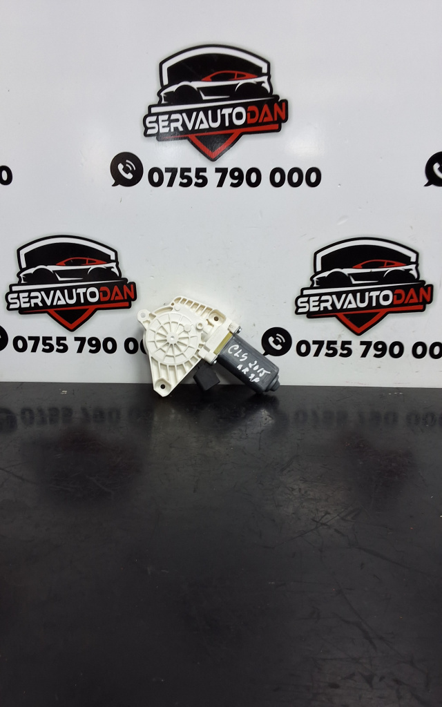 Motoras macara dreapta spate Mercedes-Benz CLS (2011->) [C218] w218 2.2 Motorina 2015, A2078200642