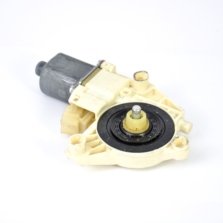 Motoras Macara Dreapta Spate Mercedes-Benz E-Class (W212) 2009-2016 E 200 Cdi / Bluetec (212.205, 212.206) Om 651.925 Motorina A2048200642, 961108-100, 0130822504 Brose