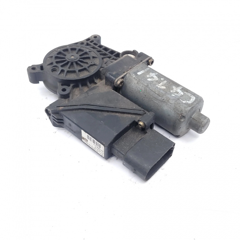 Motoras Macara Dreapta,spate Mercedes-Benz E-CLASS (W210) 1995 - 2003 114899100, 05073110, 110100