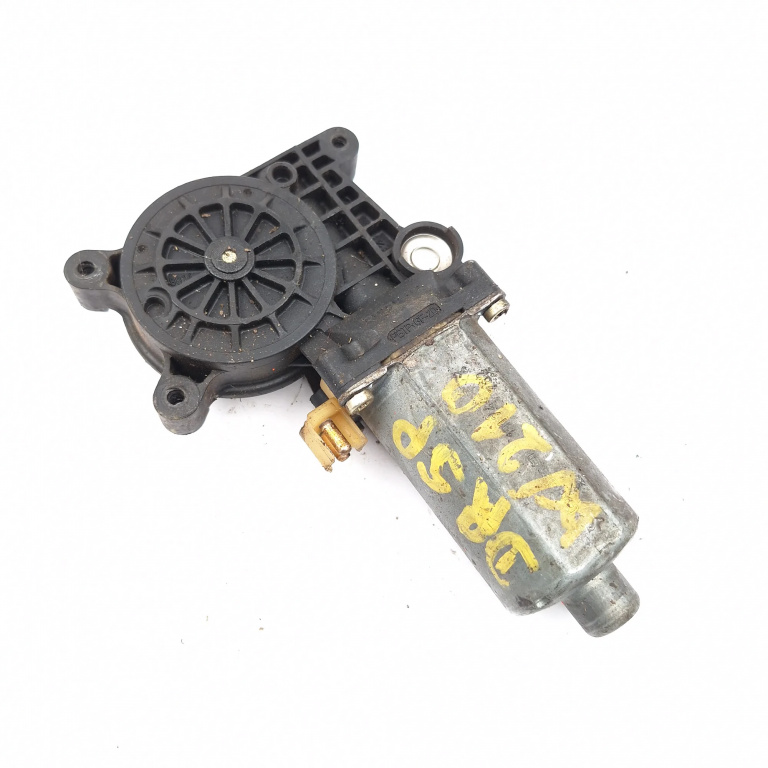 Motoras Macara Dreapta,spate Mercedes-Benz E-CLASS (W210) 1995 - 2003 0130821672, 191744XXX, 191744762
