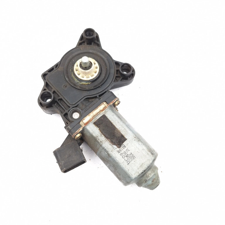 Motoras Macara Dreapta,spate Mercedes-Benz S-CLASS (W220) 1998 - 2005 0536004901