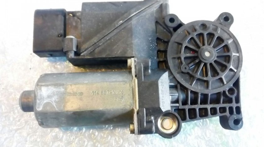 MOTORAS MACARA DREAPTA SPATE MERCEDES W168