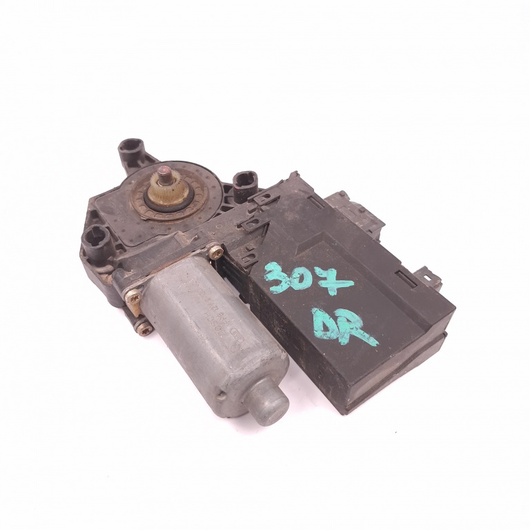 Motoras Macara Dreapta,spate Peugeot 307 2001 - 2008 0130821766, 990181100, 500206370004, N509DH41, 5512000172