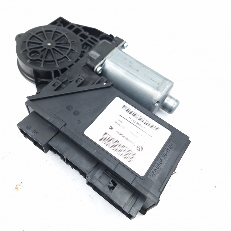 Motoras Macara Dreapta,spate Porsche CAYENNE (9PA, 955) 2002 - 2010 Benzina 7L0959794A, 0130821764, 7L0959704C, 6012911, 05074381, 43810302, 102236XXX