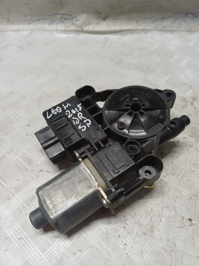 Motoras macara dreapta spate Seat Leon - Motorina 2015, 5Q0959812A