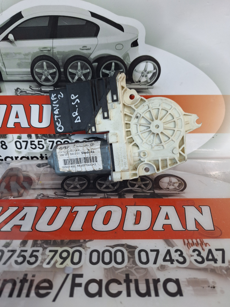 Motoras macara dreapta spate Skoda Octavia (1996-2010) 2.0 Motorina 2009