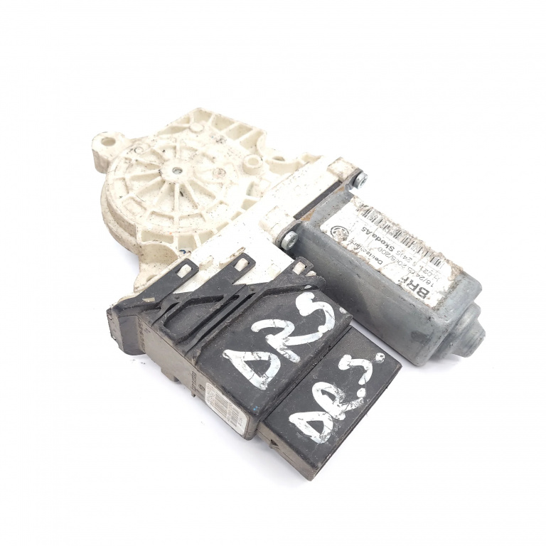 Motoras Macara Dreapta,spate Skoda OCTAVIA 2 (1Z) 2004 - 2013 993425200, 05074687, HW021S24XX310505, 211154, 996644101, 7746010501