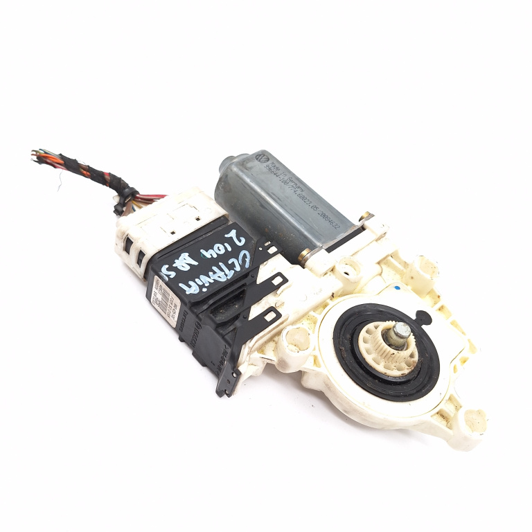 Motoras Macara Dreapta,spate Skoda OCTAVIA 2 (1Z) 2004 - 2013 993425100, 993 425 100, F005S00155, F005 S0 0155, 48823906, 996644100, 996 644 100, 7746002305, 774 60023 05