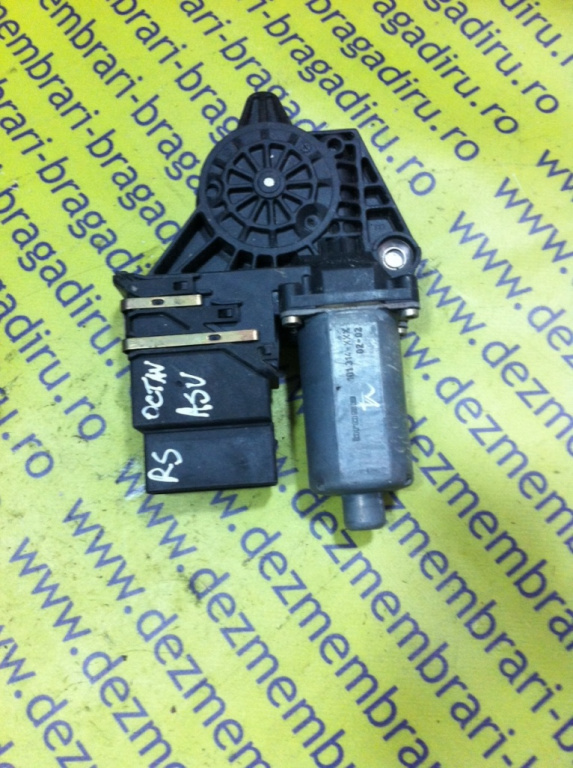 Motoras macara dreapta spate Skoda Octavia [facelift] [2000 - 2010] Combi wagon 5-usi 1.9 TDI MT (110 hp) (1U5)