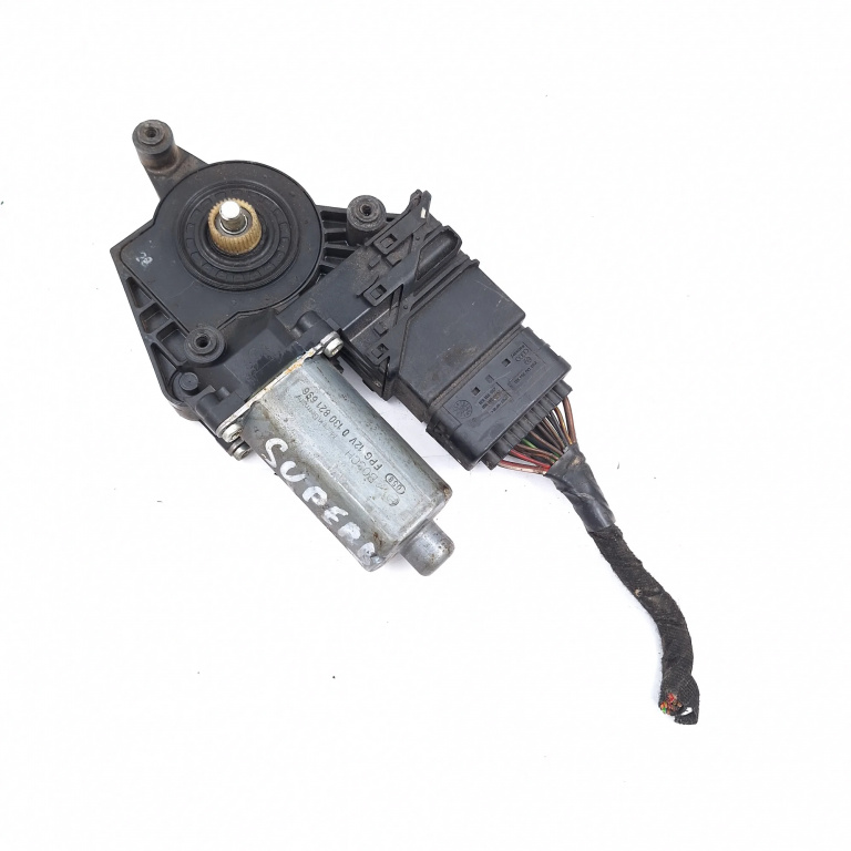 Motoras Macara Dreapta Spate Skoda Superb (3V3, 3V5) 2015 > 0130821696, 119094Xxx Bosch,Brose