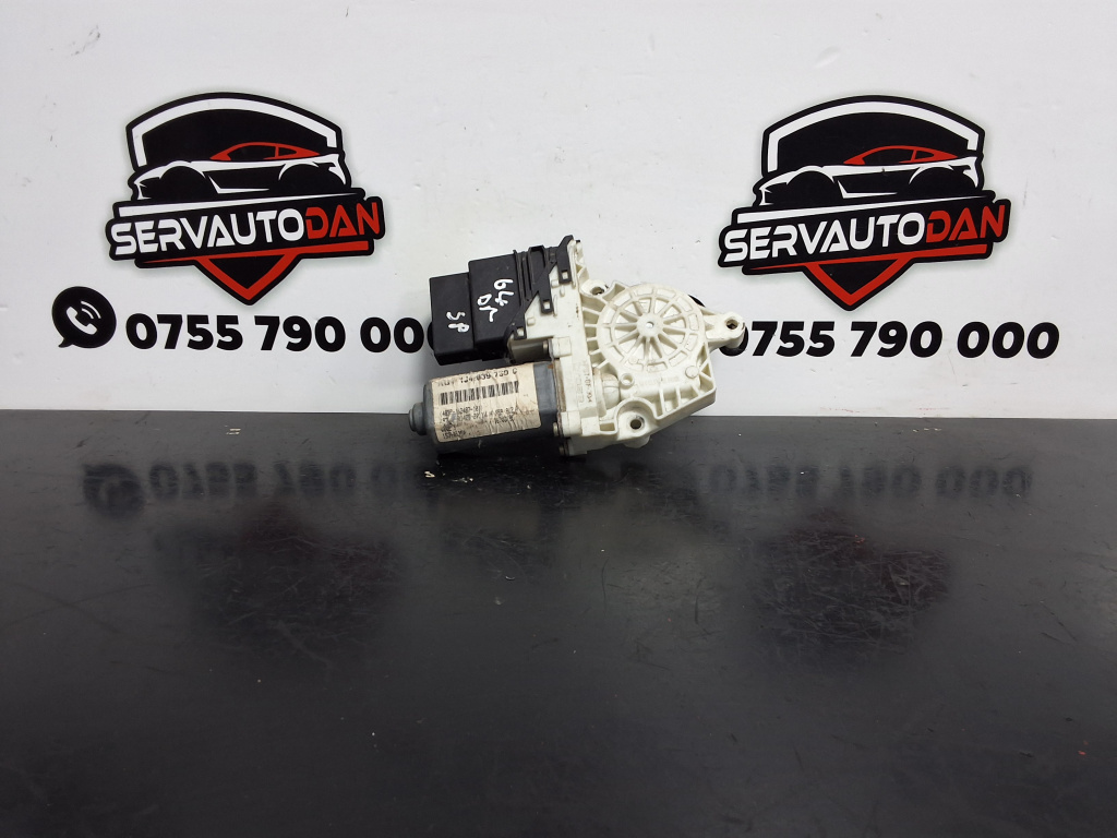 Motoras macara dreapta spate Volkswagen Golf 4 (1997-2005) 1.9 Motorina 2002, 1J4839730C