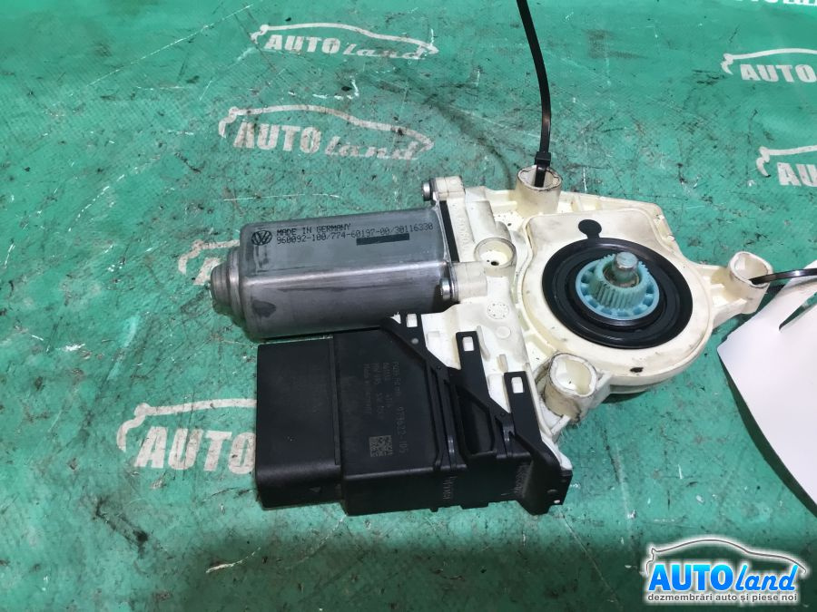Motoras Macara Dreapta Spate Volkswagen GOLF V 1K1 2003