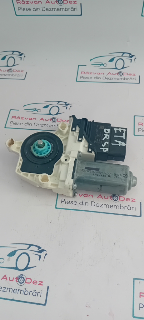 Motoras macara dreapta spate Volkswagen Jetta 2012, 3C0959704B
