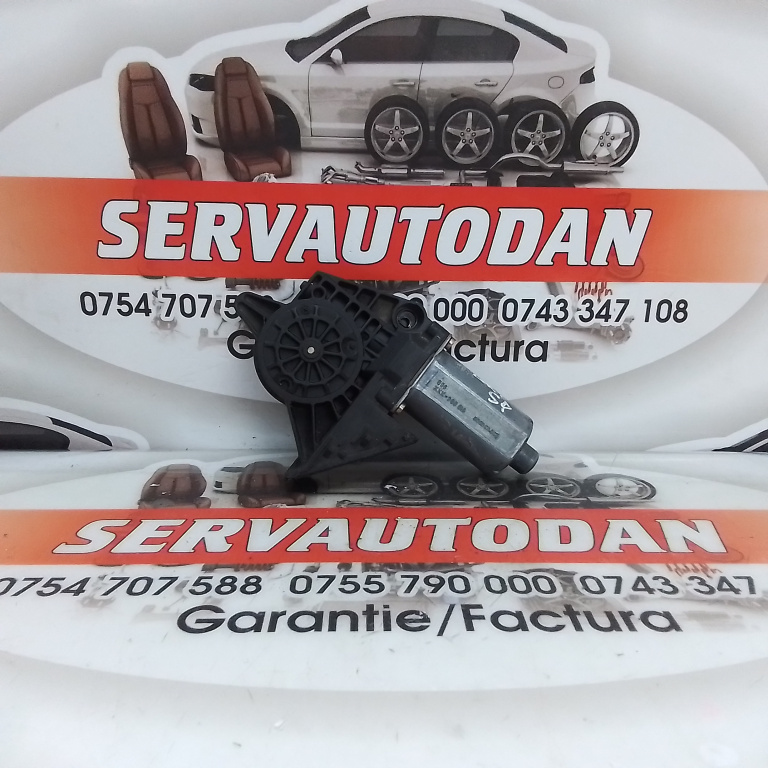 Motoras macara dreapta spate Volkswagen Passat B5 (1996-2005) 1.9 Motorina 2002, 0130821696
