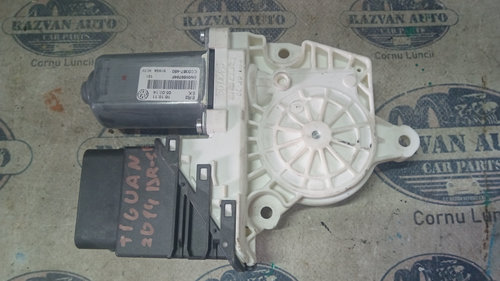 Motoras macara dreapta spate Volkswagen Tiguan 2014, 5N0959704F