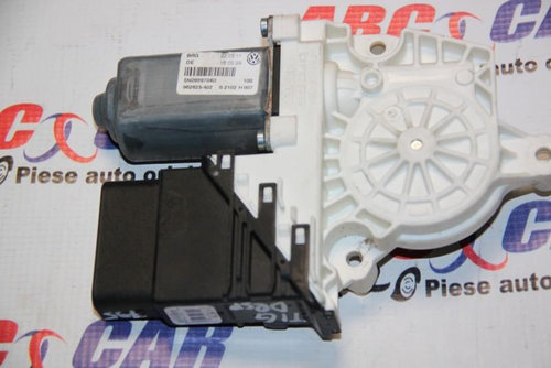 Motoras macara dreapta spate Volkswagen Tiguan 2007-2011 5N0959704D