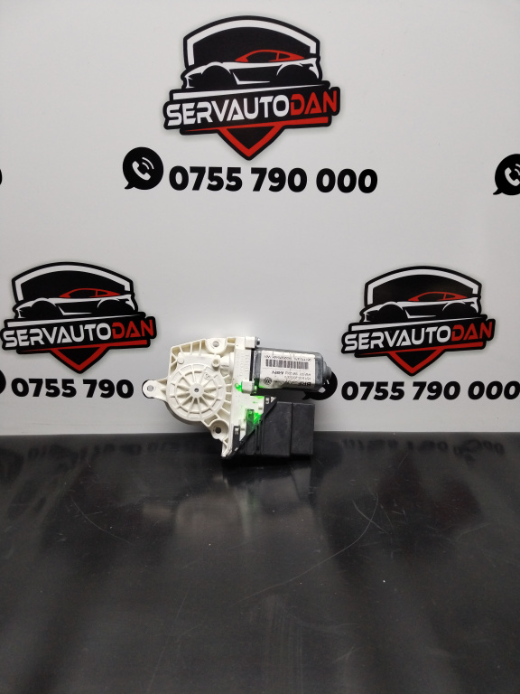 Motoras macara dreapta spate Volkswagen Touran facelift (2006-2010) 2.0 Motorina 2009, 1K0959704AK