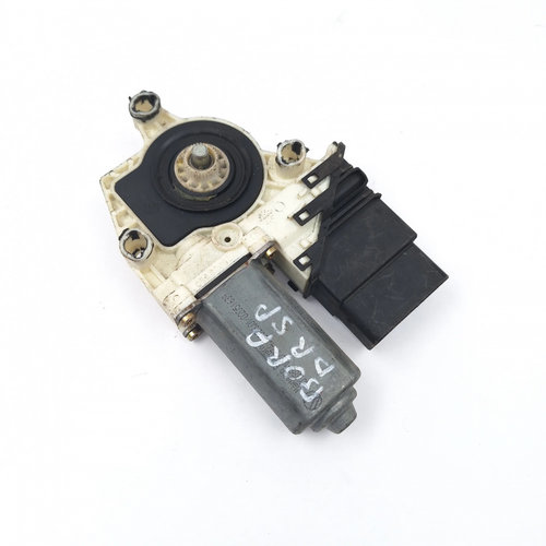 Motoras Macara Dreapta,spate VW BORA (1J) 1998 - 2005 1C0959812A, 105476301, 101389102, 7746002301, ...