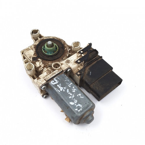 Motoras Macara Dreapta,spate VW GOLF 5 2003 - 2009 0536006001, 119404