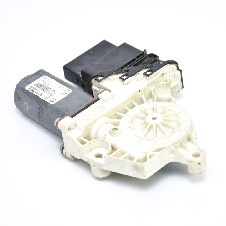 Motoras Macara Dreapta Spate Vw Golf 6 2008-2013 1K0959704G, 960092-100, 973622-107
