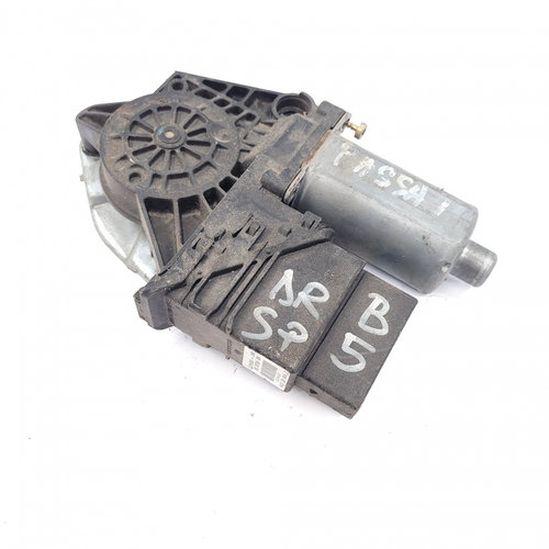 Motoras Macara Dreapta,spate VW PASSAT B5, B5.5 1996 - 2005 119100100, 05072600, 60042100
