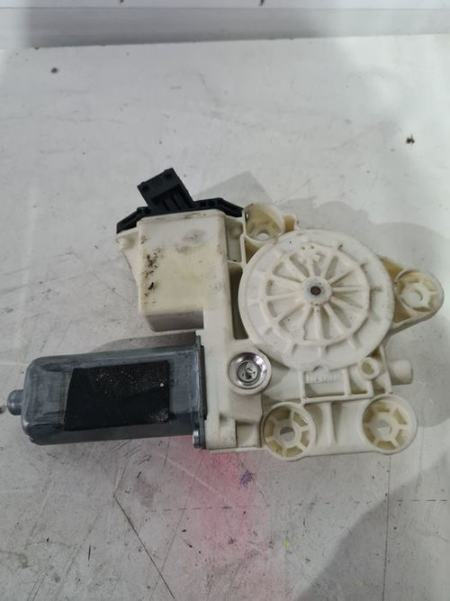 Motoras macara electrica 9178987 stanga față Opel Vectra C 2002-2009