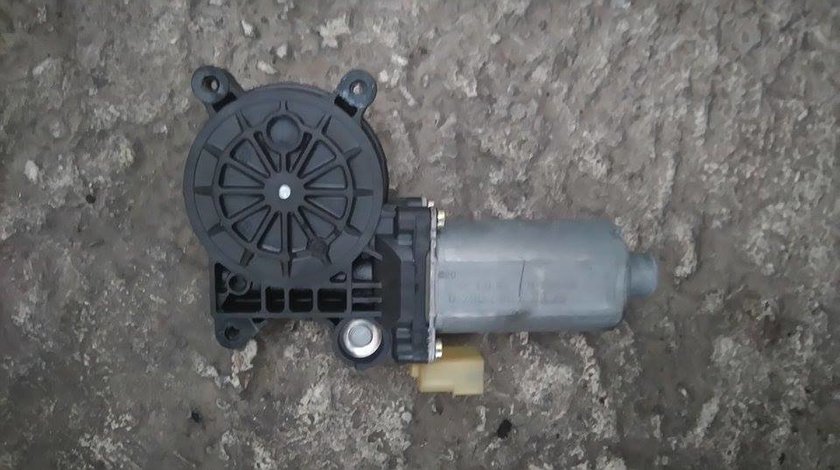 Motoras macara electrica fata si spate bmw 320d e46 limuzina 100kw 136cp