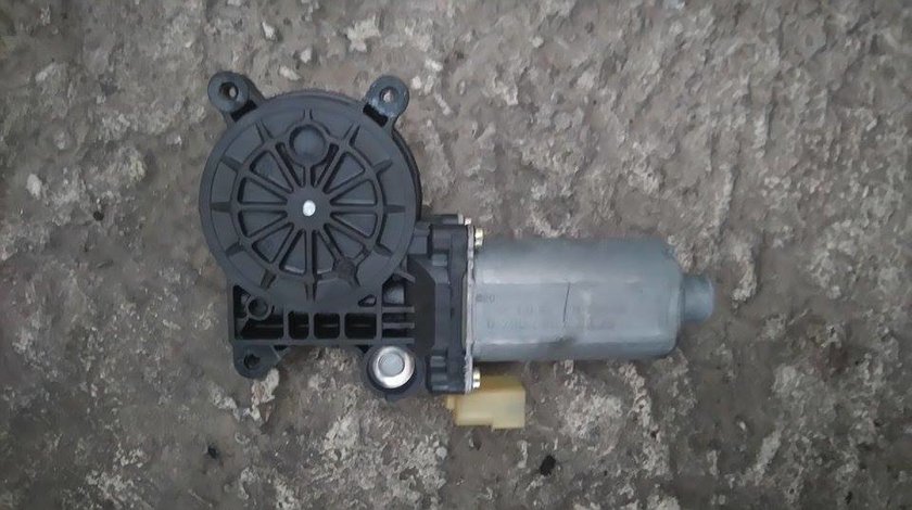 Motoras macara electrica fata si spate  bmw 320d e46 limuzina 100kw 136cp